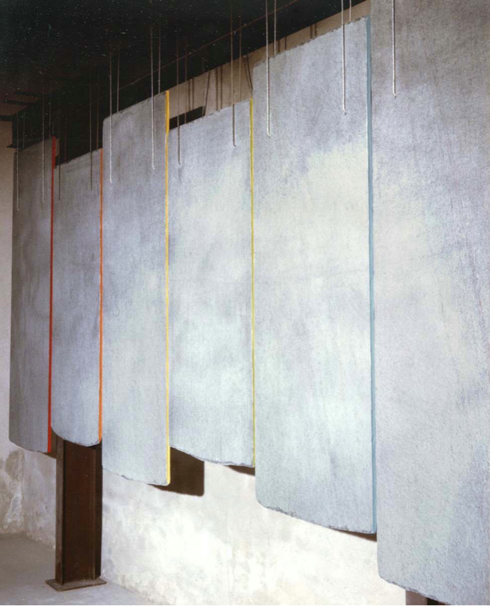 Amalia Del Ponte, "Tre note di scala maggiore", 2016, marmo dipinto