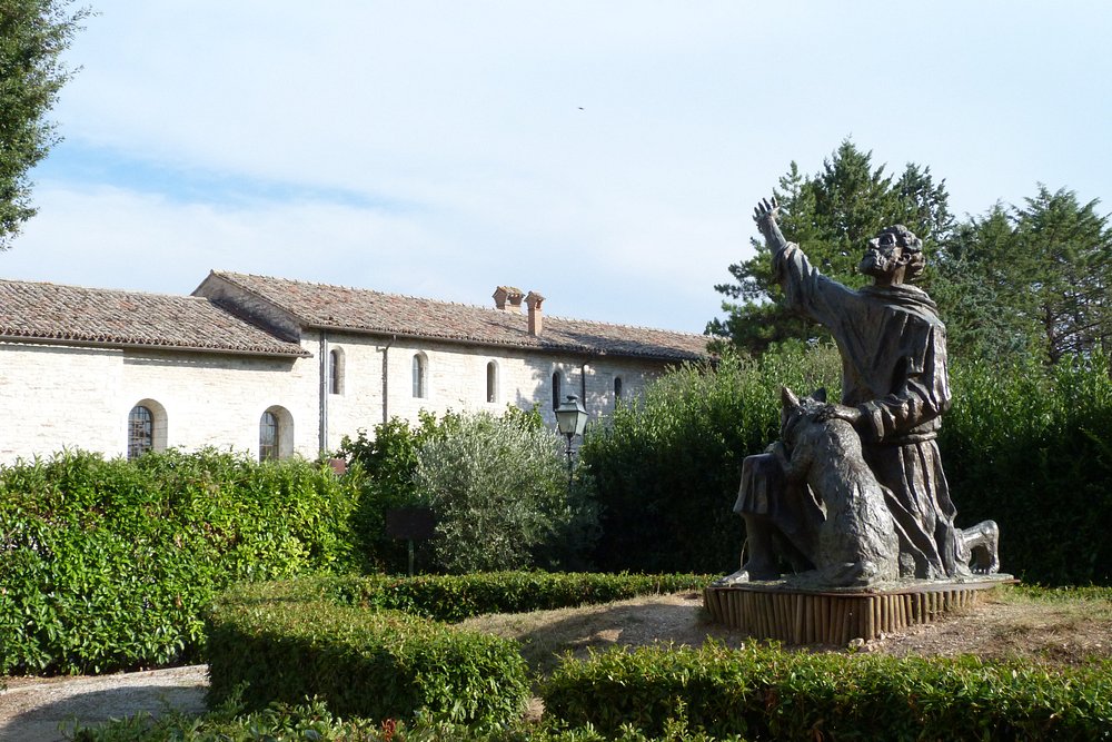 statua in bronzo, San Francesco e il lupo ammansito, Roberto Bellucci, 1997 statua in bronzo, San Francesco e il lupo ammansito, Roberto Bellucci, 1997